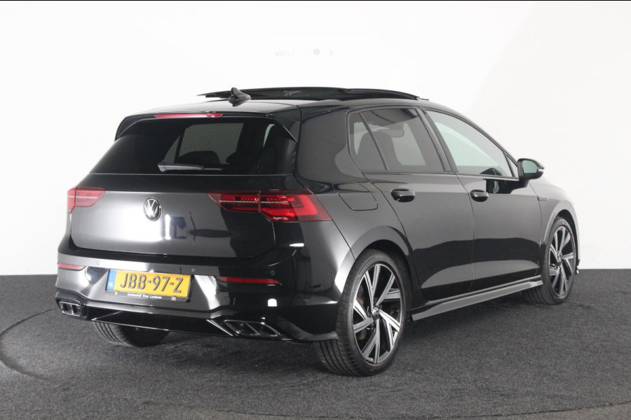 Volkswagen Golf 1.5 eTSI R-Line | panoramadak | camera | lmv 18"