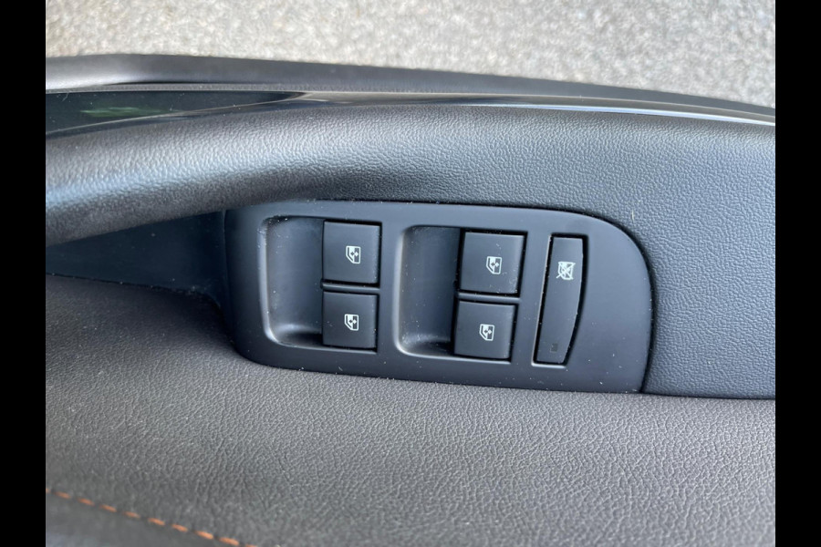 Opel Zafira 1.4 Turbo Online Edition AUTOMAAT 7 PERSOONS DEELS LEER NAVI