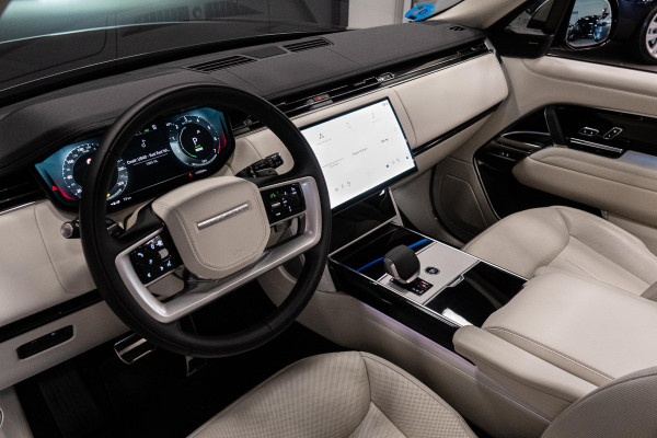 Land Rover Range Rover 3.0 P460e SE PHEV *Meridian / Stoelventilatie / Panorama / Soft-Close / Keyless Entry / Memory / 5 Jaar Garantie*