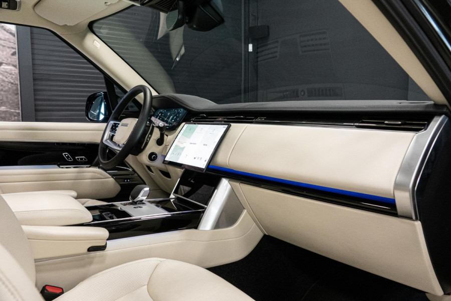 Land Rover Range Rover 3.0 P460e SE PHEV *Meridian / Stoelventilatie / Panorama / Soft-Close / Keyless Entry / Memory / 5 Jaar Garantie*