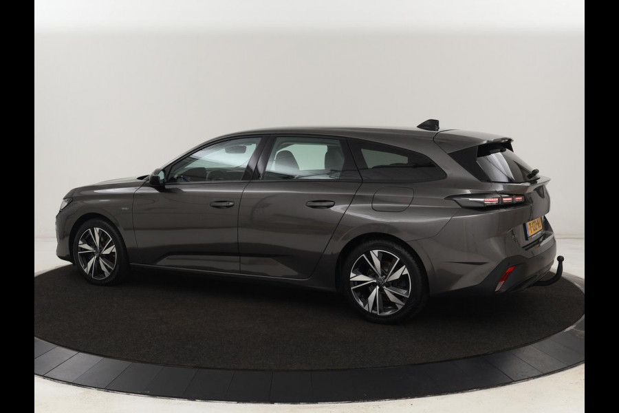 Peugeot 308 1.6 PHEV Active Pack Business | Stoelverwarming | Half leder | Trekhaak | Navigatie | Full LED | Carplay | Sportstoelen | Digital Cockpit | Plug In