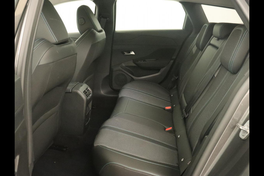 Peugeot 308 1.6 PHEV Active Pack Business | Stoelverwarming | Half leder | Trekhaak | Navigatie | Full LED | Carplay | Sportstoelen | Digital Cockpit | Plug In