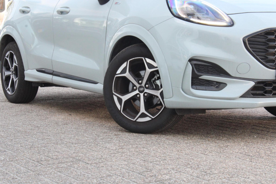 Ford Puma 1.0 EcoBoost Hybrid ST-Line 125pk | SYNC 4 Navigatie | Digitale Cockpit | Zwarte hemel | 17 inch Licht metalen