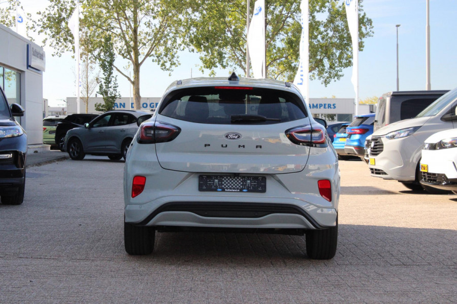 Ford Puma 1.0 EcoBoost Hybrid ST-Line 125pk | SYNC 4 Navigatie | Digitale Cockpit | Zwarte hemel | 17 inch Licht metalen