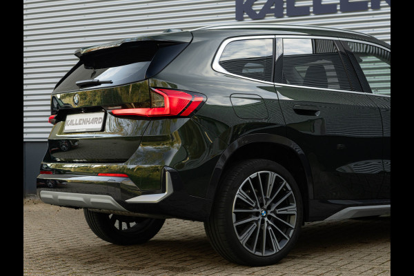 BMW X1 sDrive18i xLine - Memoryzetel - Trekhaak - Driving Ass Plus - Adaptief LED