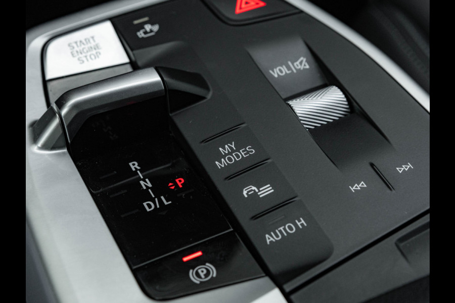 BMW X1 sDrive18i xLine - Memoryzetel - Trekhaak - Driving Ass Plus - Adaptief LED
