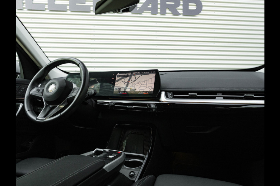 BMW X1 sDrive18i xLine - Memoryzetel - Trekhaak - Driving Ass Plus - Adaptief LED