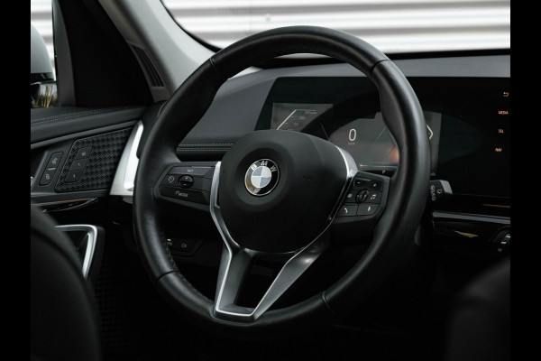 BMW X1 sDrive18i xLine - Memoryzetel - Trekhaak - Driving Ass Plus - Adaptief LED