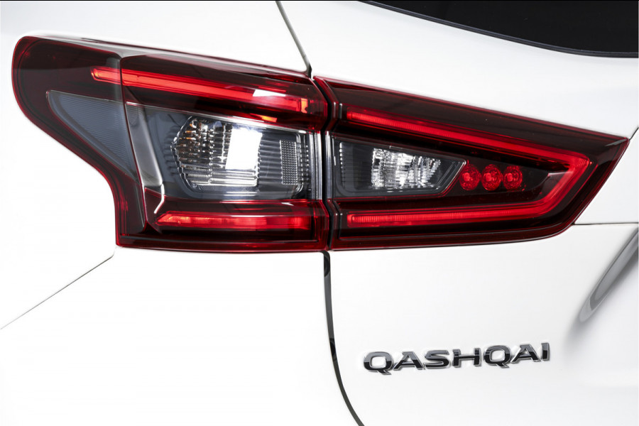 Nissan QASHQAI 1.3 DIG-T N-Connecta 160 PK - Automaat | Pano | Cruise | Stoel-+Voorruitverw. | PDC | 360 Camera | NAV + App. Connect | ECC | DAB | LM 18" |