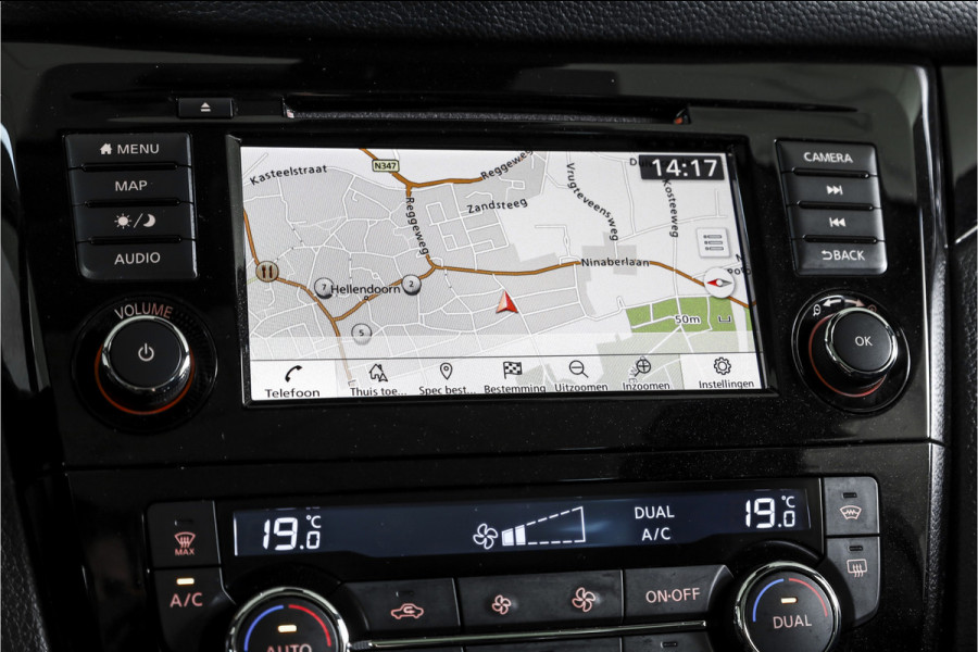 Nissan QASHQAI 1.3 DIG-T N-Connecta 160 PK - Automaat | Pano | Cruise | Stoel-+Voorruitverw. | PDC | 360 Camera | NAV + App. Connect | ECC | DAB | LM 18" |