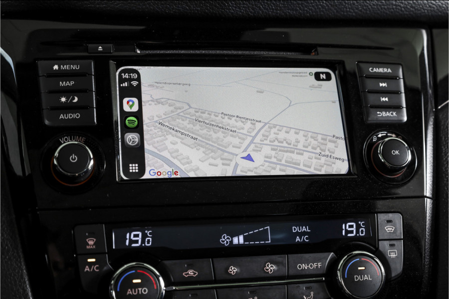 Nissan QASHQAI 1.3 DIG-T N-Connecta 160 PK - Automaat | Pano | Cruise | Stoel-+Voorruitverw. | PDC | 360 Camera | NAV + App. Connect | ECC | DAB | LM 18" |