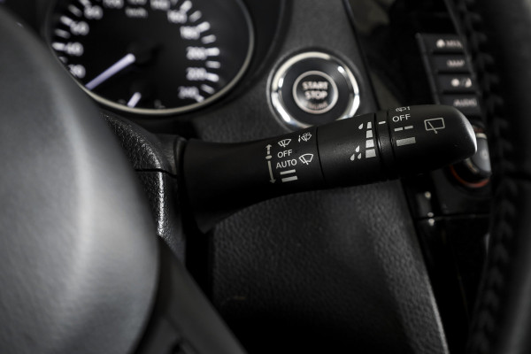 Nissan QASHQAI 1.3 DIG-T N-Connecta 160 PK - Automaat | Pano | Cruise | Stoel-+Voorruitverw. | PDC | 360 Camera | NAV + App. Connect | ECC | DAB | LM 18" |