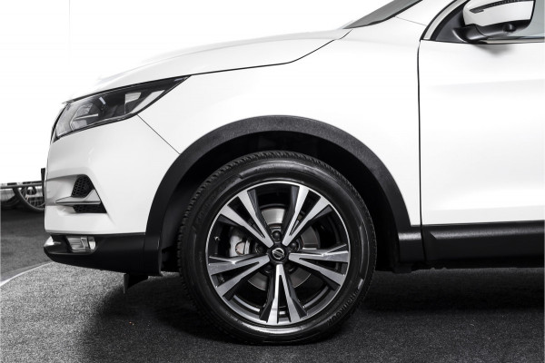 Nissan QASHQAI 1.3 DIG-T N-Connecta 160 PK - Automaat | Pano | Cruise | Stoel-+Voorruitverw. | PDC | 360 Camera | NAV + App. Connect | ECC | DAB | LM 18" |