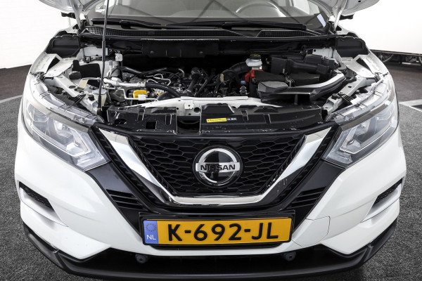 Nissan QASHQAI 1.3 DIG-T N-Connecta 160 PK - Automaat | Pano | Cruise | Stoel-+Voorruitverw. | PDC | 360 Camera | NAV + App. Connect | ECC | DAB | LM 18" |