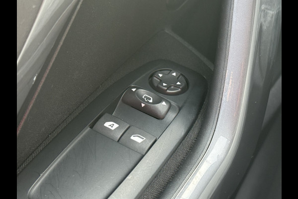 Peugeot 2008 BWJ 2018 | 1.2PT 110PK Blue Lion | AIRCO | NAVI | CRUISE | PDC | CARPLAY | DAB+ |