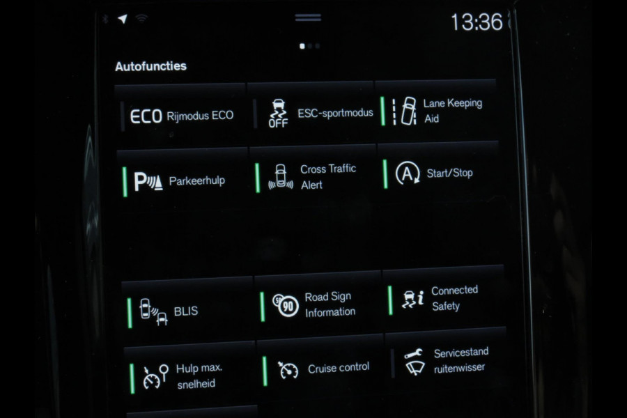 Volvo V90 2.0 T4 Momentum AUTOMAAT | DEALER ONDERHOUDEN | MICHELIN BANDEN | VOL LEDER INTERIEUR |