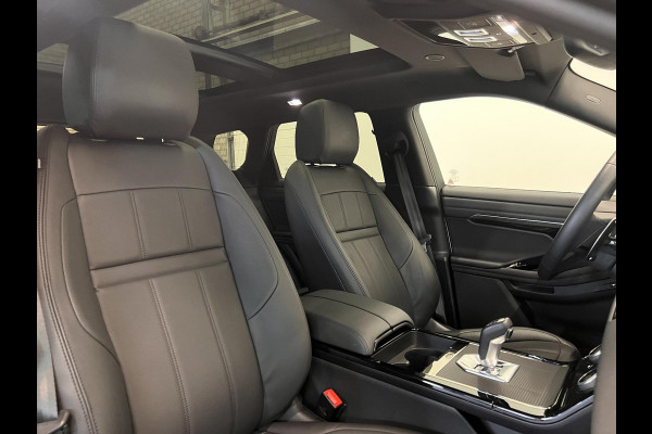 Land Rover Range Rover Evoque 1.5 P300e AWD R-Dynamic SE Panoramadak Navigatie Apple Carplay/Android Auto Camera Parkeersensoren Adaptive Cruise Control Dodehoek Assistent Elektrische achterklep Stoel- en stuurverwarming Memory stoelen Climate Control Ledverlichting