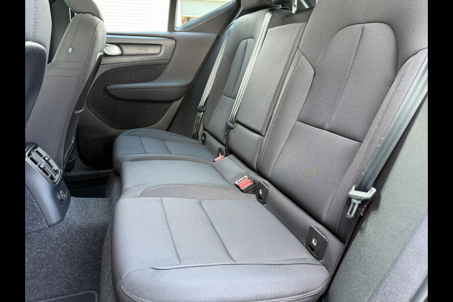 Volvo XC40 1.5 T5 Recharge Inscription - Navi - Climate - Trekhaak