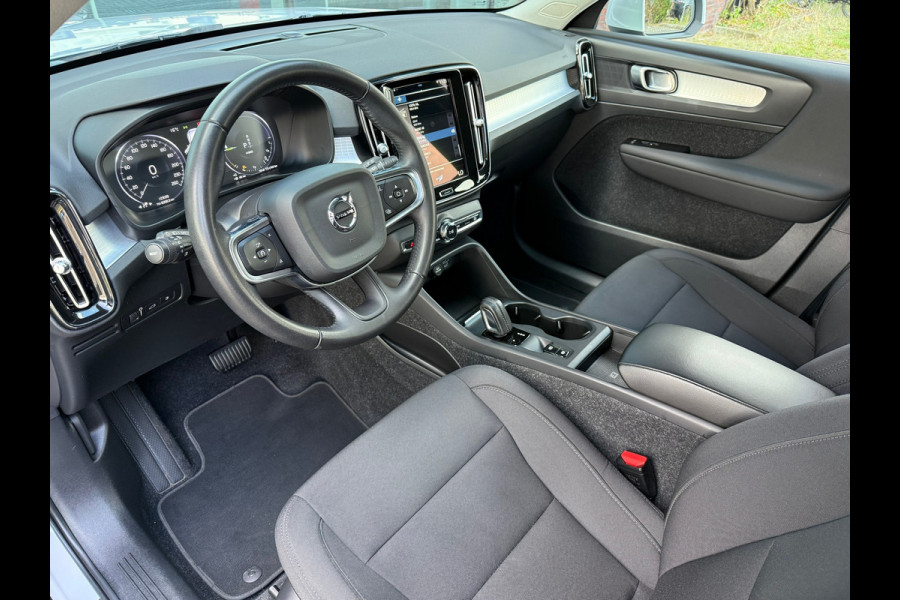Volvo XC40 1.5 T5 Recharge Inscription - Navi - Climate - Trekhaak