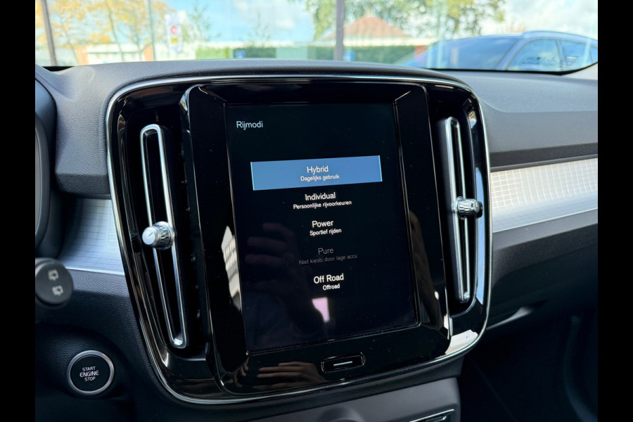 Volvo XC40 1.5 T5 Recharge Inscription - Navi - Climate - Trekhaak