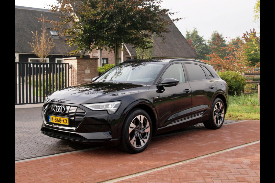 Audi e-tron 55 quattro Business edition 95 kWh | Camera | Apple Carplay | Cruise Control | Stoelverwarming |