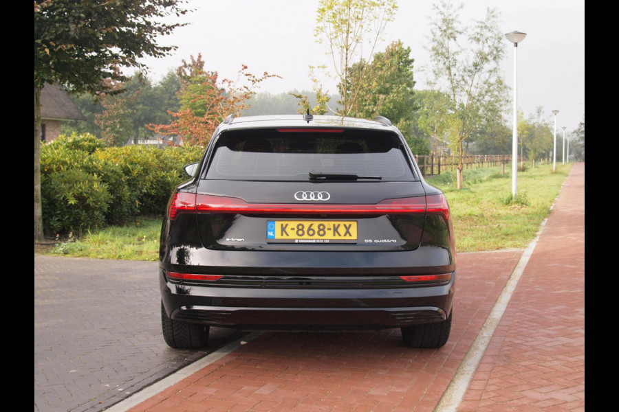 Audi e-tron 55 quattro Business edition 95 kWh | Camera | Apple Carplay | Cruise Control | Stoelverwarming |