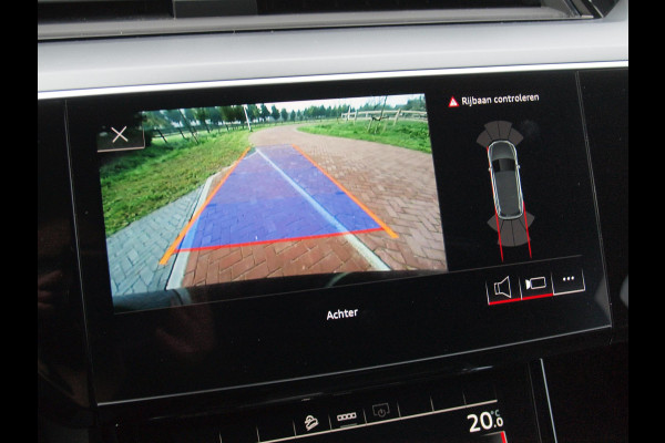 Audi e-tron 55 quattro Business edition 95 kWh | Camera | Apple Carplay | Cruise Control | Stoelverwarming |