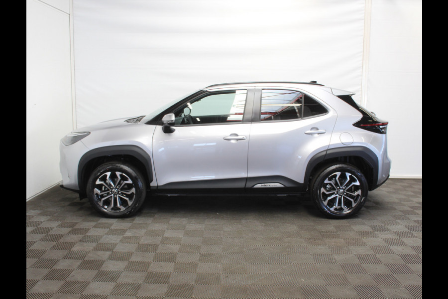 Toyota Yaris Cross 1.5 Hybrid 115 Dynamic CAMERA | CARPLAY | ADAPCRUISE | LED | DAB | STOELVERW | LMV17