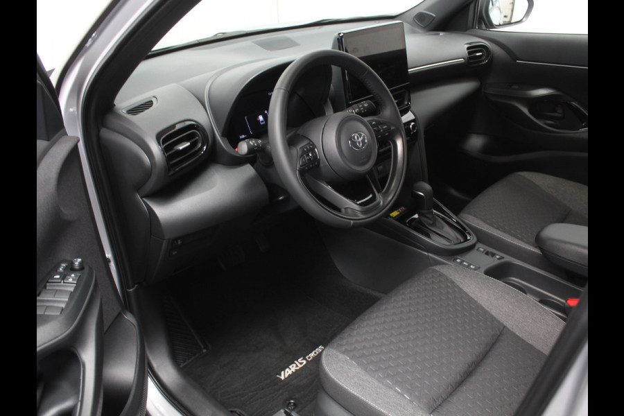 Toyota Yaris Cross 1.5 Hybrid 115 Dynamic CAMERA | CARPLAY | ADAPCRUISE | LED | DAB | STOELVERW | LMV17