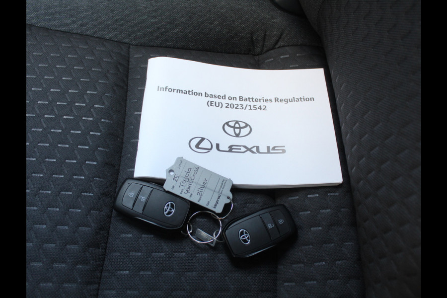 Toyota Yaris Cross 1.5 Hybrid 115 Dynamic CAMERA | CARPLAY | ADAPCRUISE | LED | DAB | STOELVERW | LMV17