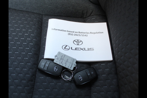 Toyota Yaris Cross 1.5 Hybrid 115 Dynamic CAMERA | CARPLAY | ADAPCRUISE | LED | DAB | STOELVERW | LMV17