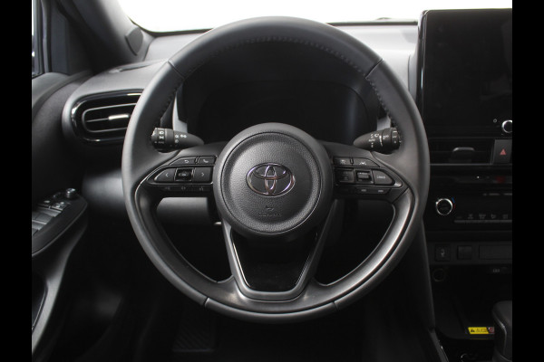 Toyota Yaris Cross 1.5 Hybrid 115 Dynamic CAMERA | CARPLAY | ADAPCRUISE | LED | DAB | STOELVERW | LMV17