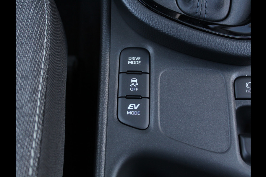 Toyota Yaris Cross 1.5 Hybrid 115 Dynamic CAMERA | CARPLAY | ADAPCRUISE | LED | DAB | STOELVERW | LMV17