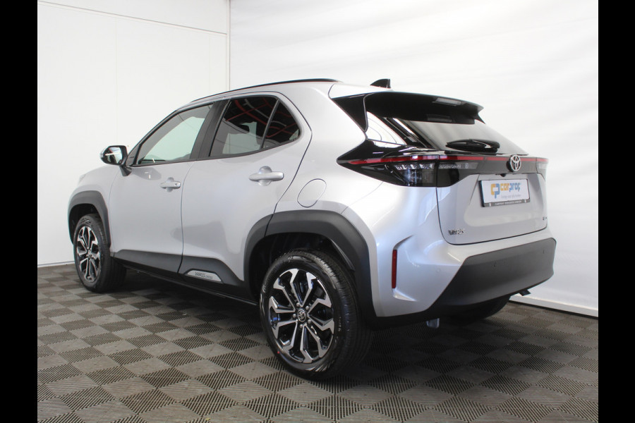 Toyota Yaris Cross 1.5 Hybrid 115 Dynamic CAMERA | CARPLAY | ADAPCRUISE | LED | DAB | STOELVERW | LMV17