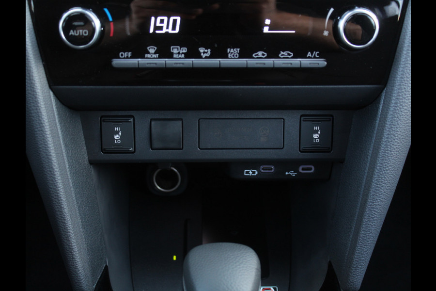 Toyota Yaris Cross 1.5 Hybrid 115 Dynamic CAMERA | CARPLAY | ADAPCRUISE | LED | DAB | STOELVERW | LMV17