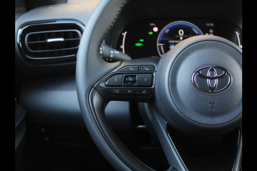 Toyota Yaris Cross 1.5 Hybrid 115 Dynamic CAMERA | CARPLAY | ADAPCRUISE | LED | DAB | STOELVERW | LMV17