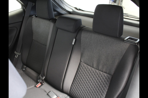 Toyota Yaris Cross 1.5 Hybrid 115 Dynamic CAMERA | CARPLAY | ADAPCRUISE | LED | DAB | STOELVERW | LMV17