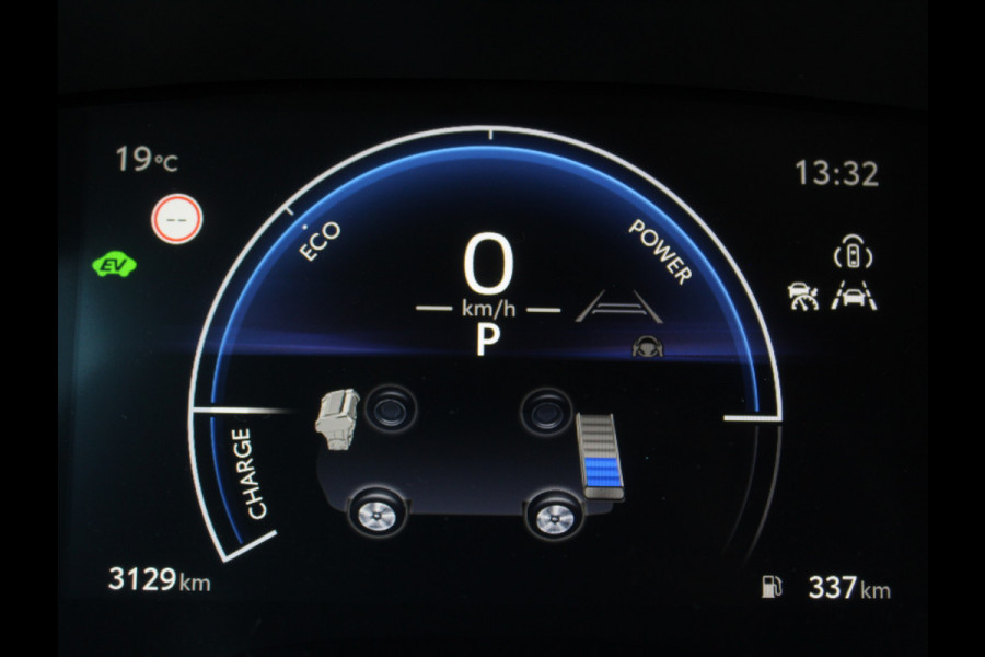 Toyota Yaris Cross 1.5 Hybrid 115 Dynamic CAMERA | CARPLAY | ADAPCRUISE | LED | DAB | STOELVERW | LMV17