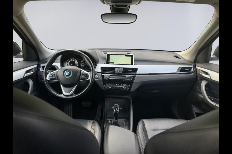 BMW X1 SDrive18i AUTOMAAT High Executive, leder, stoelverwarming, dealer onderhoud, navi, afn.trekhaak, nederlandse auto met nap