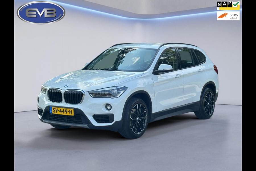 BMW X1 SDrive18i AUTOMAAT High Executive, leder, stoelverwarming, dealer onderhoud, navi, afn.trekhaak, nederlandse auto met nap