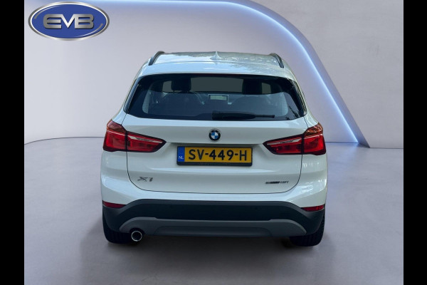 BMW X1 SDrive18i AUTOMAAT High Executive, leder, stoelverwarming, dealer onderhoud, navi, afn.trekhaak, nederlandse auto met nap