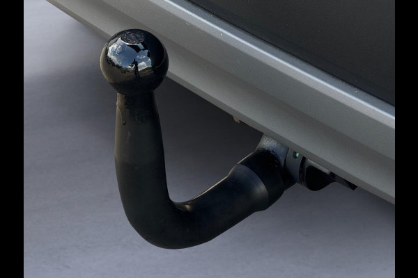 BMW X1 SDrive18i AUTOMAAT High Executive, leder, stoelverwarming, dealer onderhoud, navi, afn.trekhaak, nederlandse auto met nap