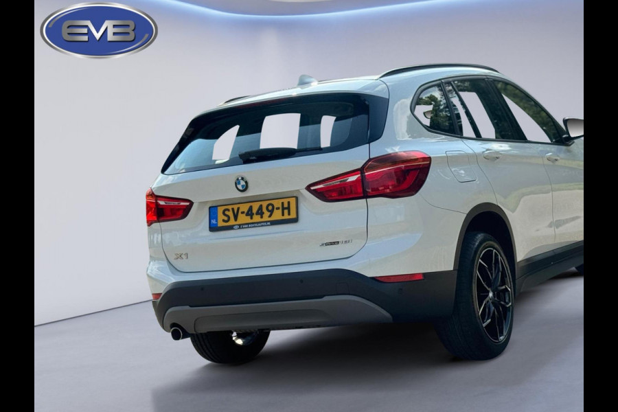 BMW X1 SDrive18i AUTOMAAT High Executive, leder, stoelverwarming, dealer onderhoud, navi, afn.trekhaak, nederlandse auto met nap