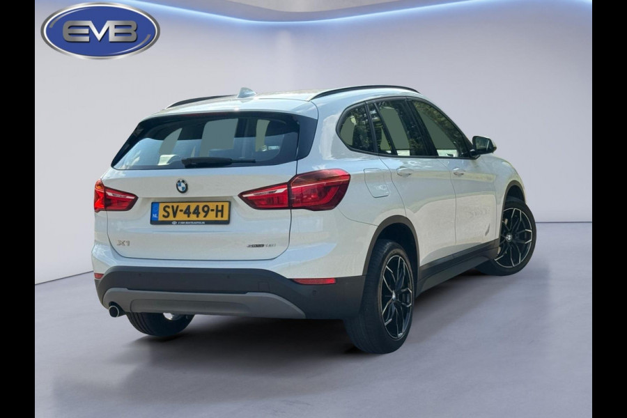 BMW X1 SDrive18i AUTOMAAT High Executive, leder, stoelverwarming, dealer onderhoud, navi, afn.trekhaak, nederlandse auto met nap