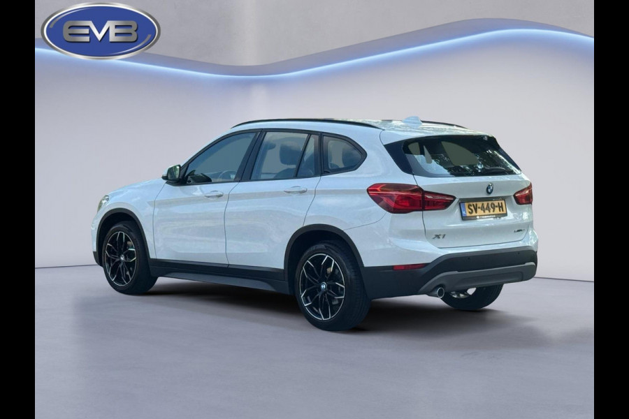 BMW X1 SDrive18i AUTOMAAT High Executive, leder, stoelverwarming, dealer onderhoud, navi, afn.trekhaak, nederlandse auto met nap