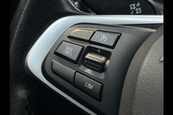 BMW X1 SDrive18i AUTOMAAT High Executive, leder, stoelverwarming, dealer onderhoud, navi, afn.trekhaak, nederlandse auto met nap
