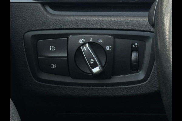 BMW X1 SDrive18i AUTOMAAT High Executive, leder, stoelverwarming, dealer onderhoud, navi, afn.trekhaak, nederlandse auto met nap