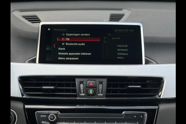 BMW X1 SDrive18i AUTOMAAT High Executive, leder, stoelverwarming, dealer onderhoud, navi, afn.trekhaak, nederlandse auto met nap