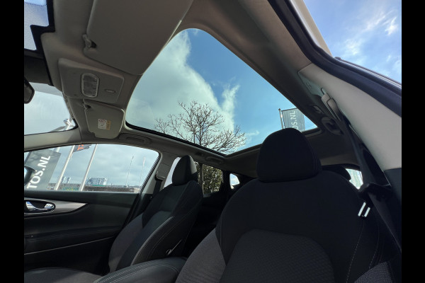 Nissan QASHQAI 1.2 N-Connecta Pano/Navi/Camera/Trekhaak