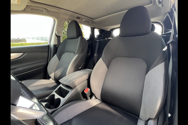 Nissan QASHQAI 1.2 N-Connecta Pano/Navi/Camera/Trekhaak
